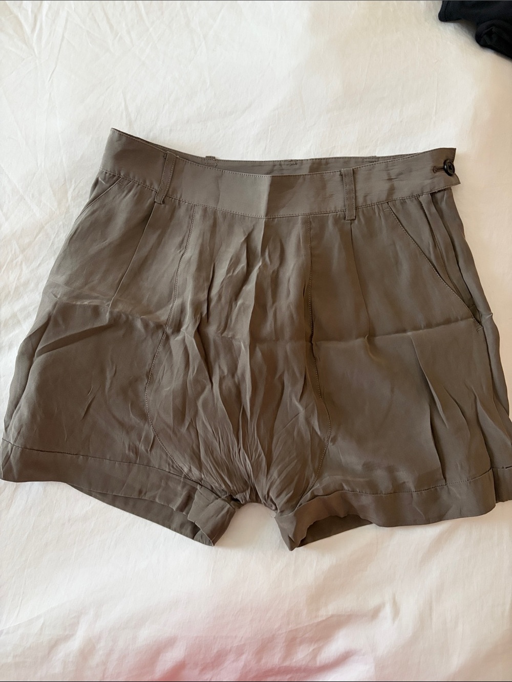 Club Monaco Olive Gray High-Waist Pleated Shorts